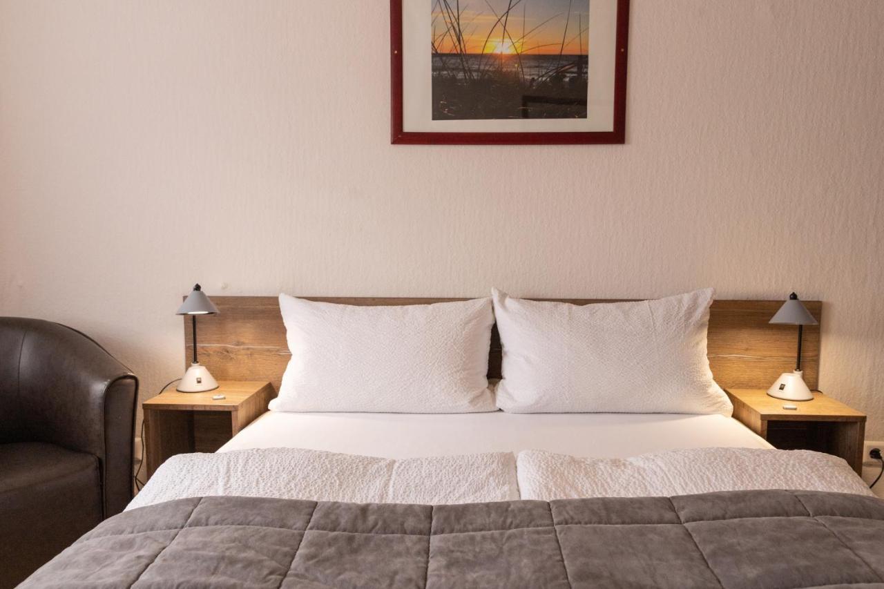 Hotel Zur Post Ochsendorf Königslutter am Elm Buitenkant foto