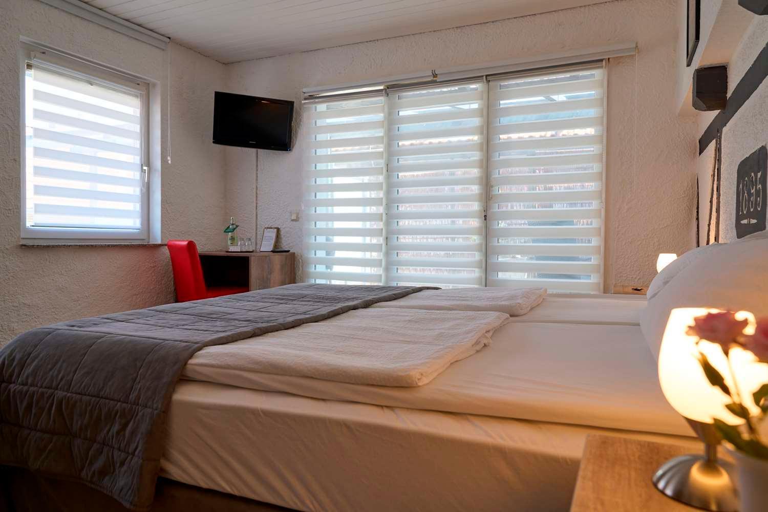 Hotel Zur Post Ochsendorf Königslutter am Elm Buitenkant foto